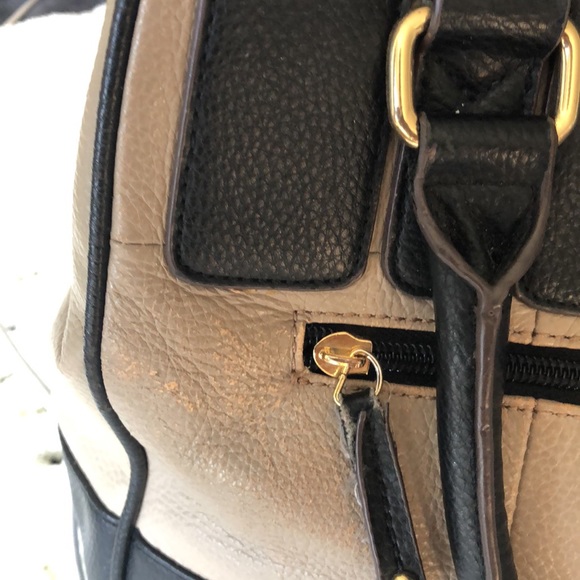 Tignanello Authentic large black/brown‎ pebbled leather satchel. 12 x 9 in. EUC. - Picture 2 of 8